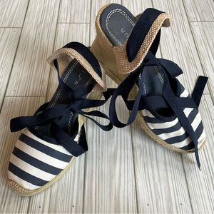 Unisa Espadrille Wedge Tie Ribbon Laces Navy and White (size 6.5)